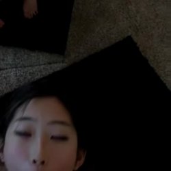 Chinesa chupando uma rola por mais de 10 minutos